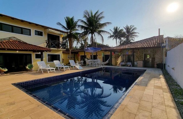 Magnifique maison à Barra do Una, située à 100 m de la plage!