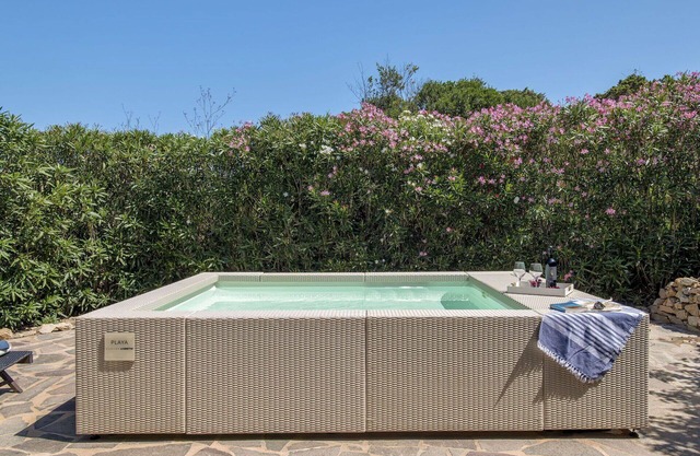 Belle maison de vacances privée avec climatisation, piscine privée, WIFI, TV, terrasse et parking
