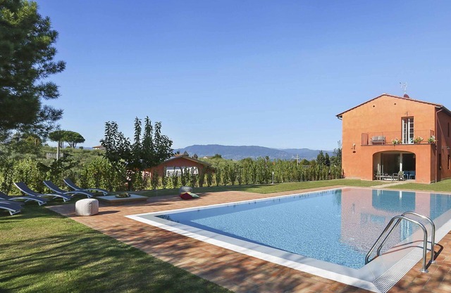 Maison de vacances privée avec WIFI, piscine privée, climatisation, TV, balcon, près de Lucques