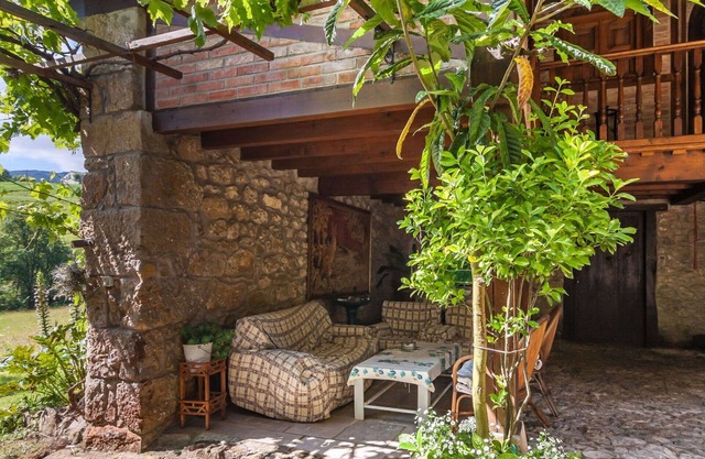 Belle maison de vacances privée pour 4 personnes avec TV, patio et parking