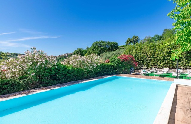 Maison de vacances privée avec piscine privée, WIFI, TV, patio, animaux admis, vue panoramique