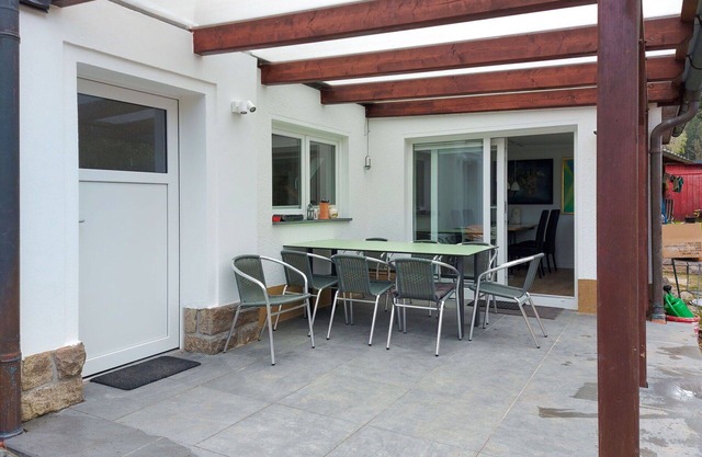 Belle maison de vacances privée pour 8 personnes avec WIFI, TV, terrasse, animaux admis et parking