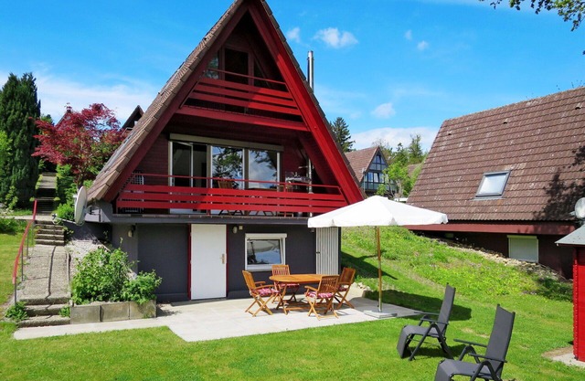Belle maison de vacances privée pour 4 personnes avec WIFI, TV, terrasse, animaux admis et parking