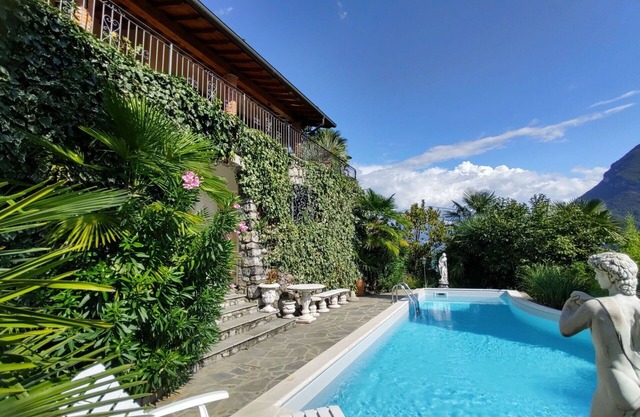 Magnifique maison de vacances privée pour 6 personnes avec piscine privée, WIFI, TV et terrasse