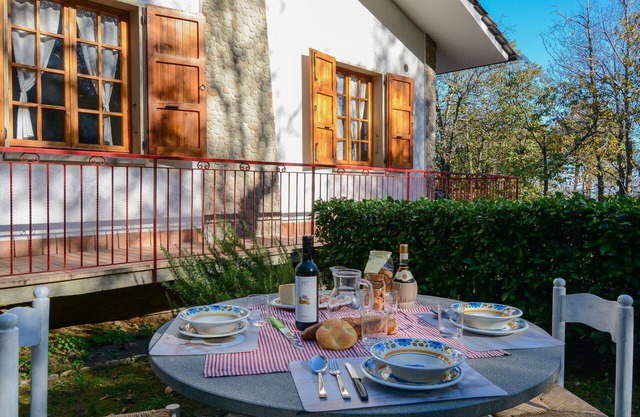 Belle maison de vacances privée pour 8 personnes avec WIFI, TV, patio, animaux admis et parking