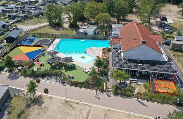 Merveilleuse maison de vacances privée pour 4 personnes avec piscine, WIFI, TV et terrasse