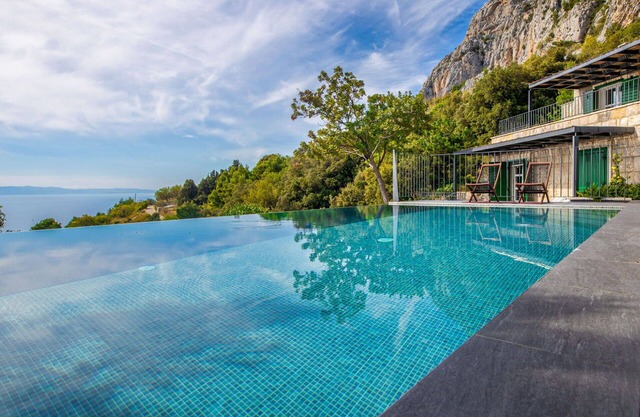 Maison de vacances privée avec climatisation, piscine privée, WIFI, TV, terrasse, parking