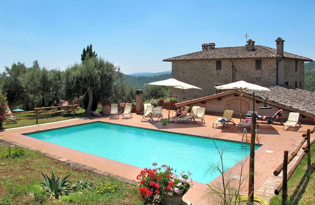 Maison de vacances privée avec piscine privée, WIFI, TV, patio, animaux admis, vue panoramique