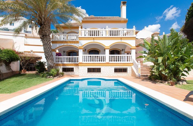 Merveilleuse maison de vacances privée avec climatisation, piscine privée, WIFI, TV et patio