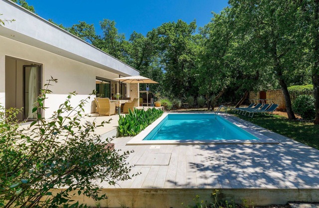 Maison de vacances privée avec climatisation, WIFI, piscine privée, TV, terrasse, animaux admis