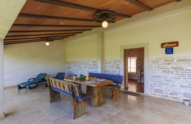 Magnifique maison de vacances privée pour 6 personnes avec WIFI, TV, terrasse et parking