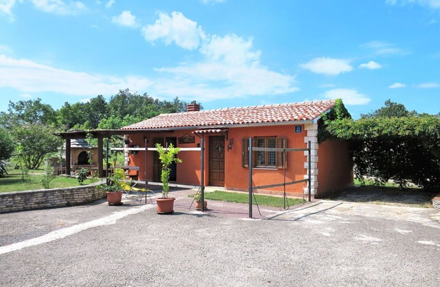 Merveilleuse maison de vacances privée avec WIFI, climatisation, TV, terrasse et animaux admis