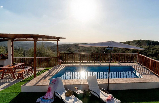 Belle maison de vacances privée avec WIFI, piscine privée, climatisation, TV, terrasse, parking