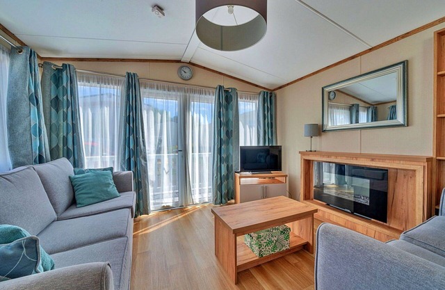 Wonderful villa for 4 guests with pool, WIFI, pets allowed and parking