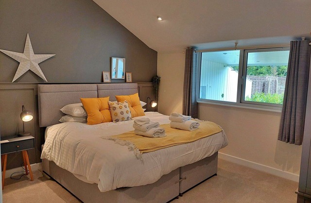 Wonderful villa for 2 guests with WIFI, hot tub and parking
