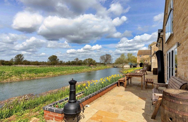 Wonderful villa for 6 people with WIFI, terrace, pets allowed and parking