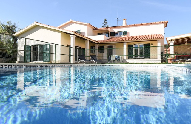 Magnifique villa à Cascais - nettoyage quotidien inclus