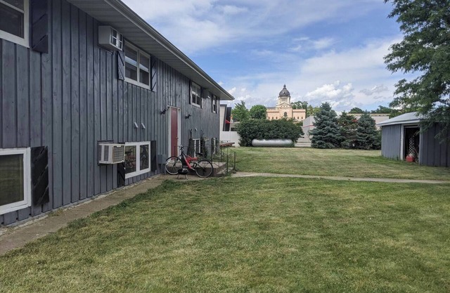 Centrally Located on Pawnee - Apartment # 6