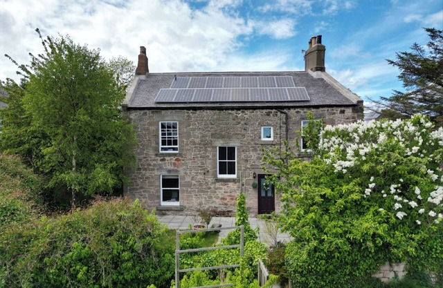 WONDERLAND, pet friendly in Tweedmouth, Berwick-Upon-Tweed