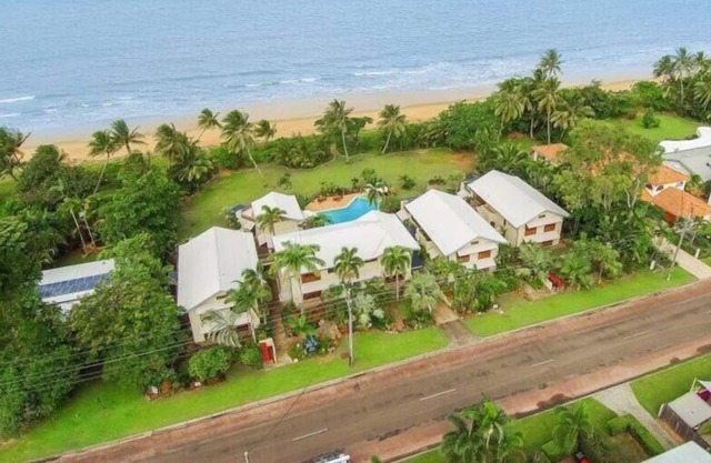 Wongalinga Absolute Beachfront ~ Tropical Oasis