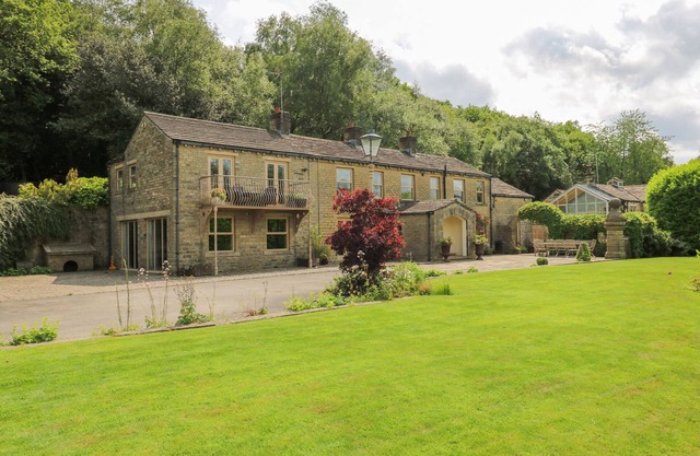 WOODBOTTOM FARM, animaux de compagnie, avec feu ouvert à Meltham, Réf. 1003786