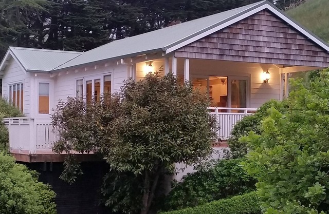 --WOODBURN COTTAGE-- Supérieur autonome rural - 15 minutes de Wellington CBD