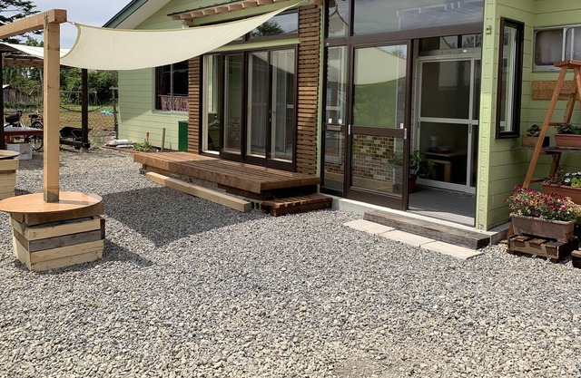 Maison en bois dans la nature Takeura