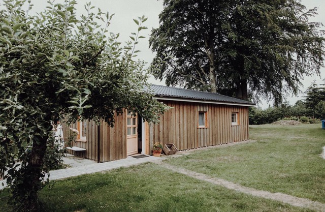 Maison en bois à la campagne avec cheminée - Lytte Hytte | Maison de vacances Wingst
