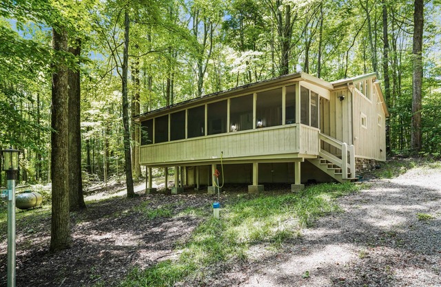 Cabine-Romantique-Salle de bain privée séparée-Woodland Cottage