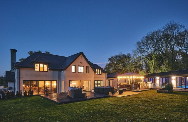 Woodland House - Luxury Cottages