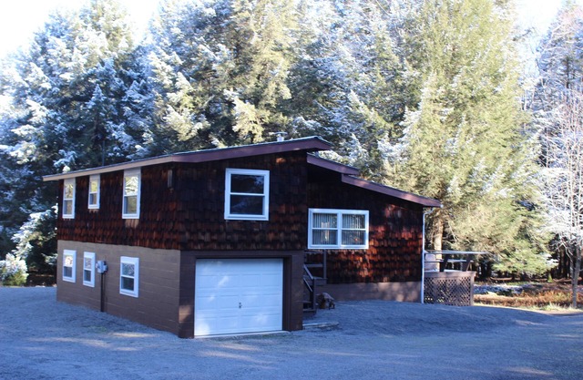 Woodland Pines Vacation Retreat: Une oasis dans les bois!
