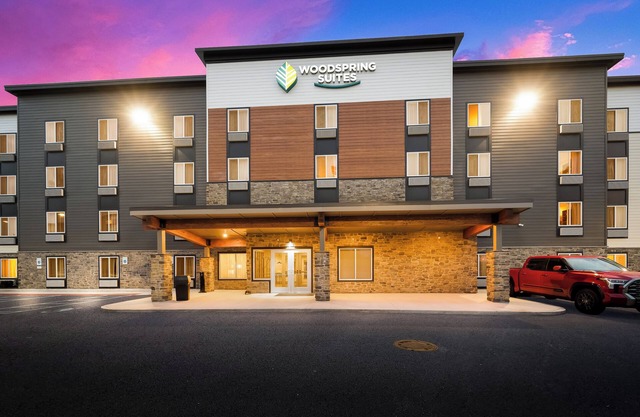 Woodspring Suites Detroit Sterling Heights