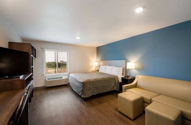 Woodspring Suites Austin Central