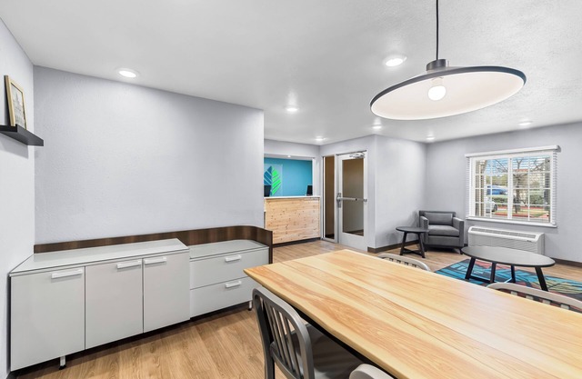 WoodSpring Suites Austin North I-35