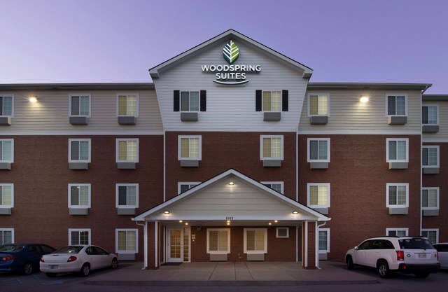 WoodSpring Suites Louisville Clarksville