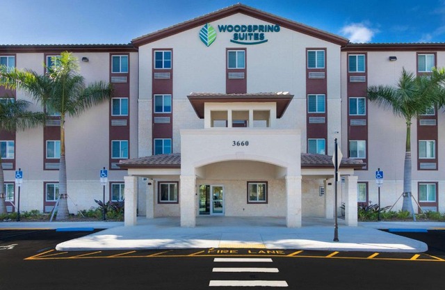 WoodSpring Suites Miramar