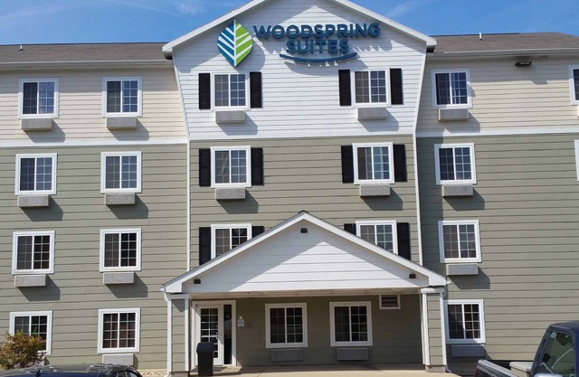 WoodSpring Suites Raleigh Garner
