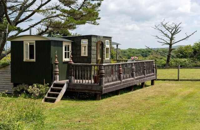 Woodstock Retreat Shepherd's Hut