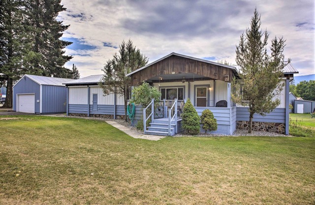 NOUVEAU! Retraite Riverfront à Trout Creek Montana!