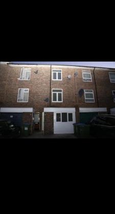 Woolwich Ensuite Roomz