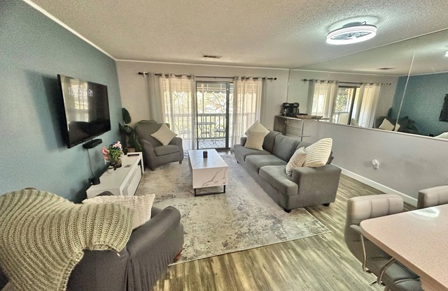 Family, Work Travel Friendly-Pool, Marina, Golf with Fee