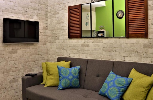 Wow 1BR Jazz Mall ResortView Bel-Air near TRIDENT