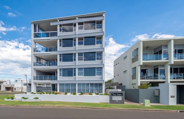 Wow is what you will say as you enter this large modern 3 bedroom apartment
