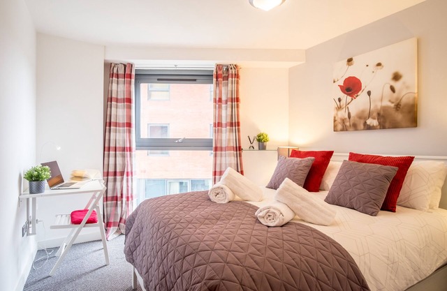 ♡ WOW ♡ City 2Bed. 2Bath + Parking et WiFi gratuits