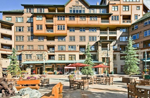 Base de Winter Park! Zephyr Mtn Lodge 1BR Ski In-Out Condo, à quelques pas de la télécabine!