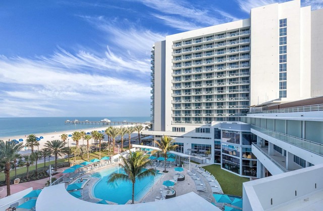 Wyndham Clearwater Lux Oceanfront Condo with onsite Spa & amenities