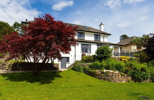 WYNFORD, pet friendly, with open fire in Ambleside