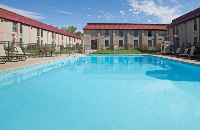 Wyoming Adventure! 2 Great Units, Outdoor Pool, Short Drive to Old Trail Town!