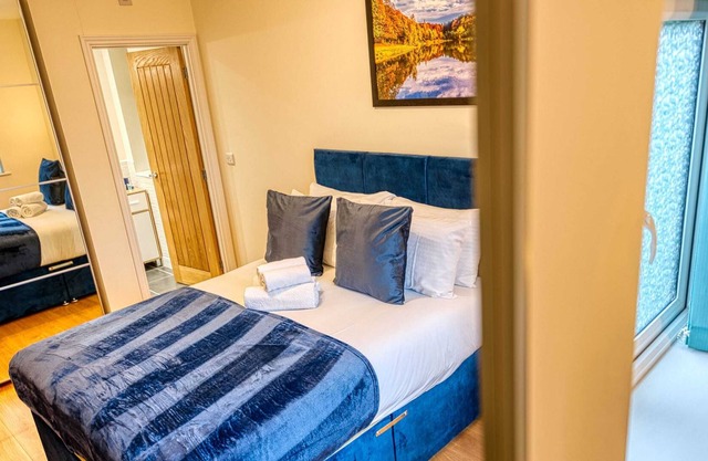 Xclusive Living 3 Bedroom House on Dove close