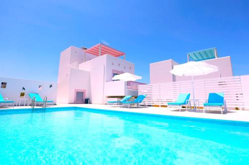 Xenos Villa 6 with a Private pool near the sea